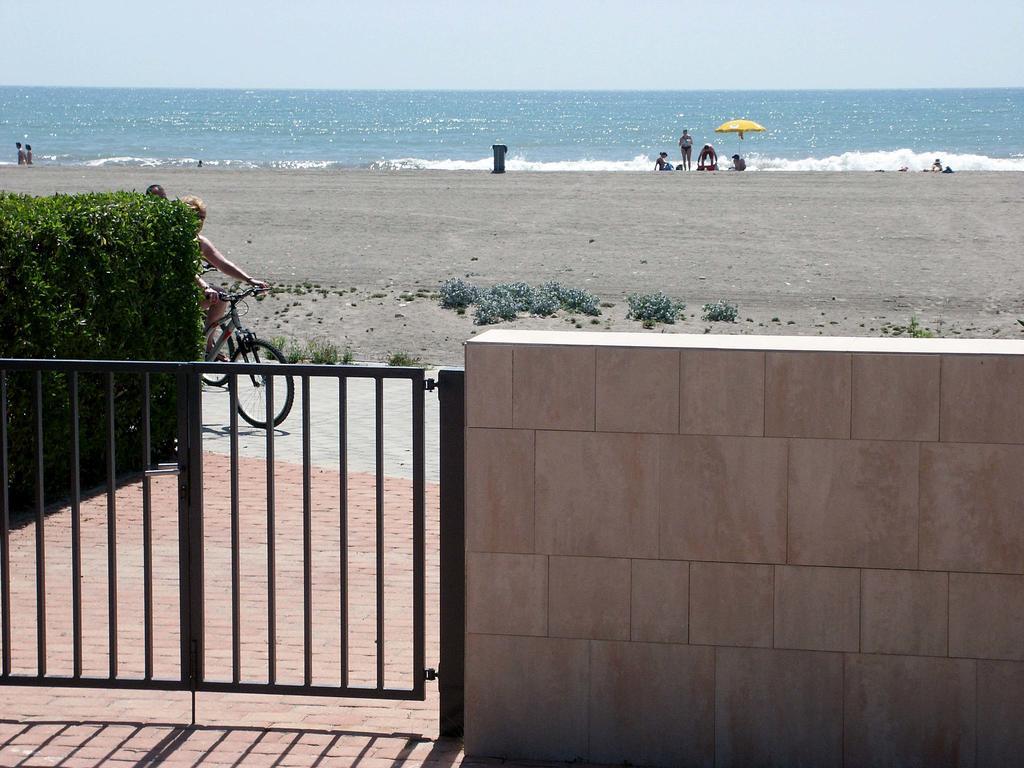 Apartamento Venavera Playa De Baria 2 K-1D Primera Linea Gran Terraza Y Wifi Luaran gambar