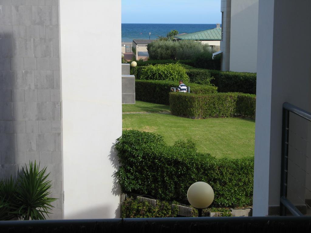 Apartamento Venavera Playa De Baria 2 K-1D Primera Linea Gran Terraza Y Wifi Luaran gambar